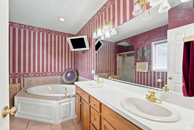 914 Taline Court, Fort Wayne, IN 46825