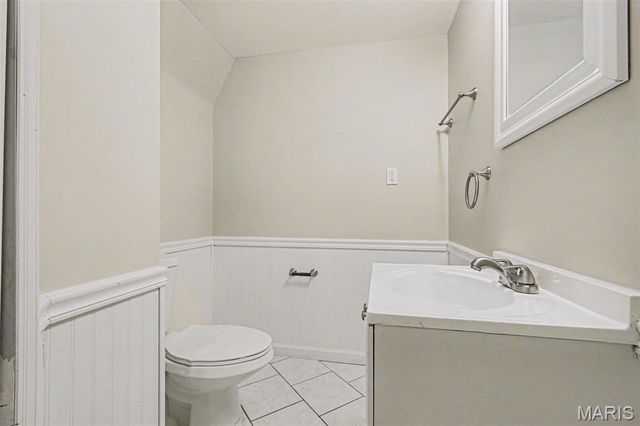 2377 Farflung Drive, Florissant, MO 63031