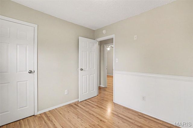 2377 Farflung Drive, Florissant, MO 63031