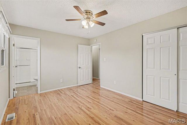 2377 Farflung Drive, Florissant, MO 63031