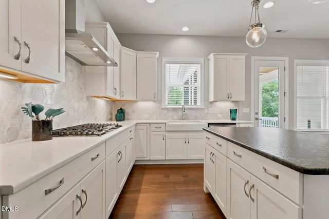 208 Silent Cove Lane, Holly Springs, NC 27540
