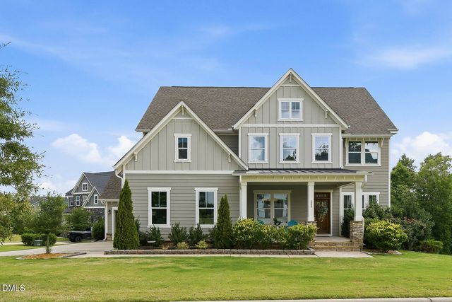 208 Silent Cove Lane, Holly Springs, NC 27540