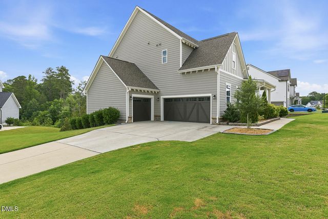 208 Silent Cove Lane, Holly Springs, NC 27540