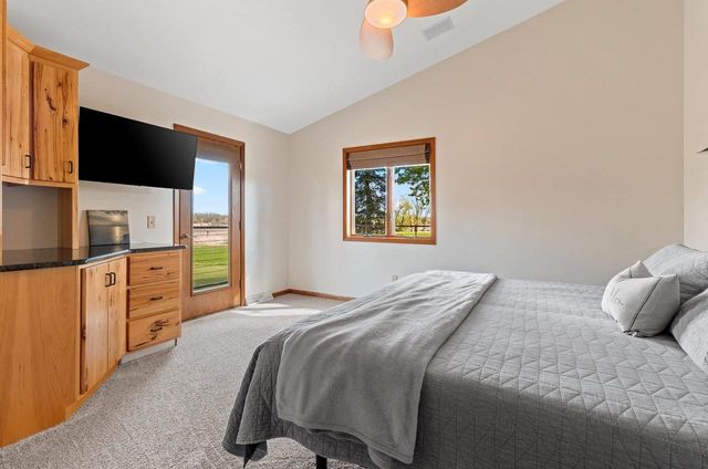 4360 REIGHMOOR ROAD, Omro, WI 54963