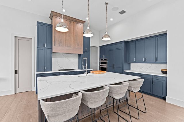 3080 Blue Cypress Lane, Wellington, FL 33414