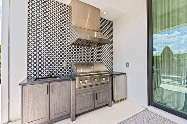 3080 Blue Cypress Lane, Wellington, FL 33414
