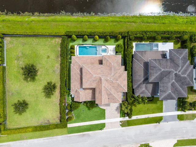 3080 Blue Cypress Lane, Wellington, FL 33414