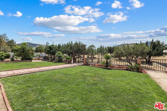 640 Foreston Drive, Acton, CA 93510