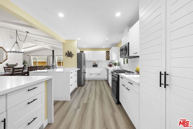 640 Foreston Drive, Acton, CA 93510