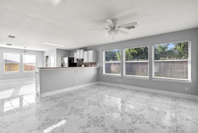 11838 Sardis Lake Drive, Tomball, TX 77375