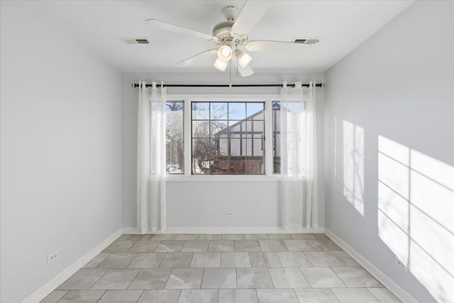 7711 W OAK RIDGE Court 2A, Palos Heights, IL 60463