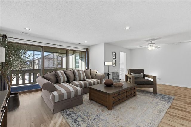 7711 W OAK RIDGE Court 2A, Palos Heights, IL 60463