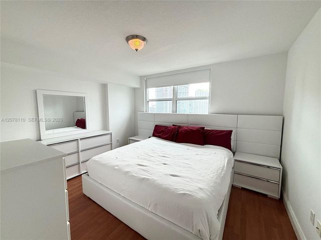 31 SE 5th Street 2805, Miami, FL 33131