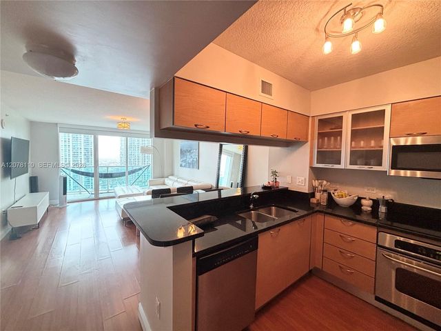 31 SE 5th Street 2805, Miami, FL 33131