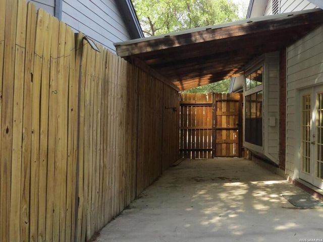 3210 Falcon Grove, San Antonio, TX 78247