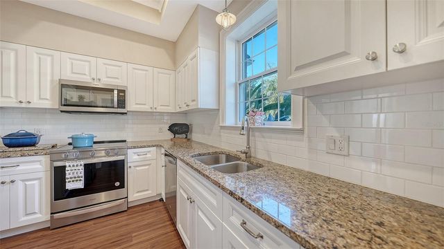 57 BISHOPS COURT ROAD 121, Osprey, FL 34229