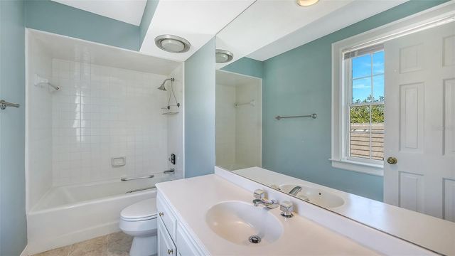 57 BISHOPS COURT ROAD 121, Osprey, FL 34229