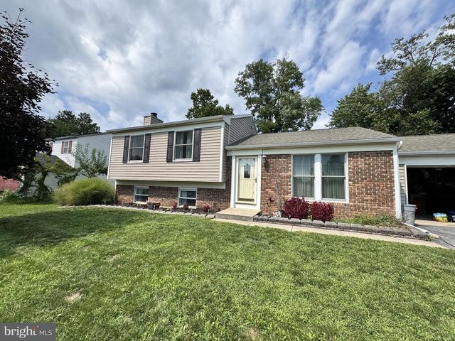 1500 WANDERING WAY, Harrisburg, PA 17110