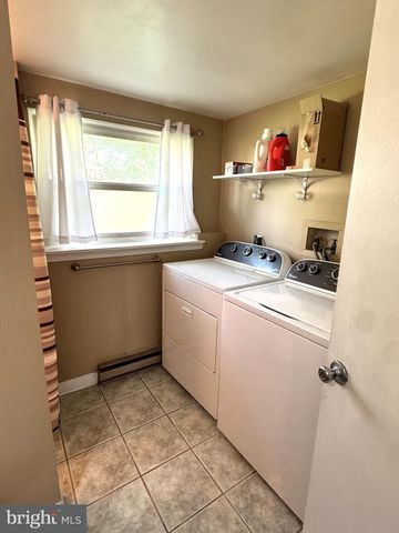 1500 WANDERING WAY, Harrisburg, PA 17110