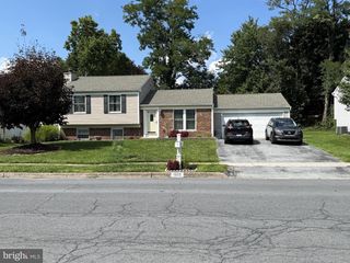 1500 WANDERING WAY, Harrisburg, PA 17110