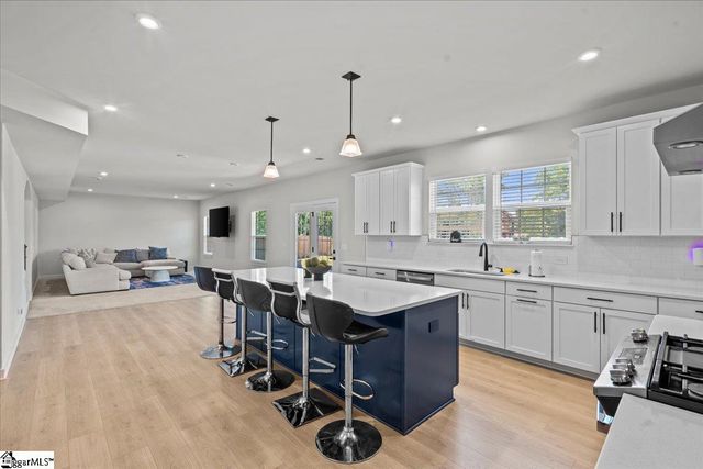 2102 Bluet Drive, Woodruff, SC 29388