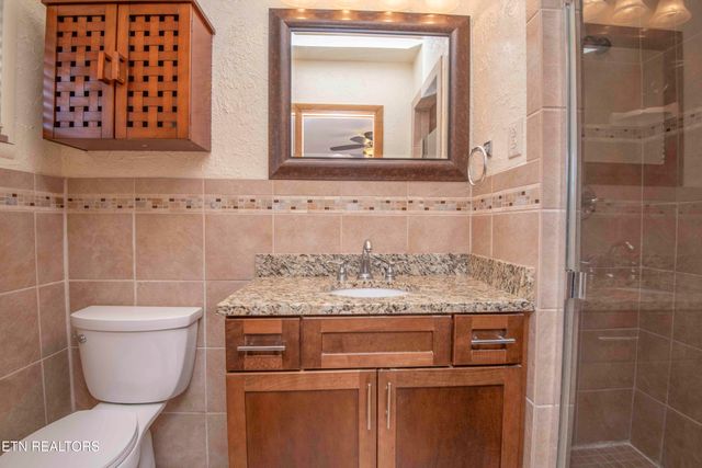 5409 Inwood Rd, Knoxville, TN 37921