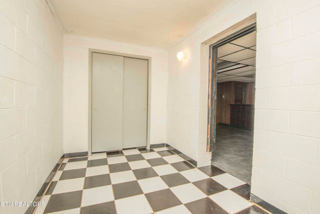 5409 Inwood Rd, Knoxville, TN 37921