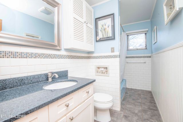 5409 Inwood Rd, Knoxville, TN 37921