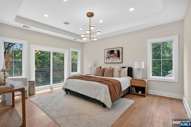 81 Ridge Drive, Livingston, NJ 07039