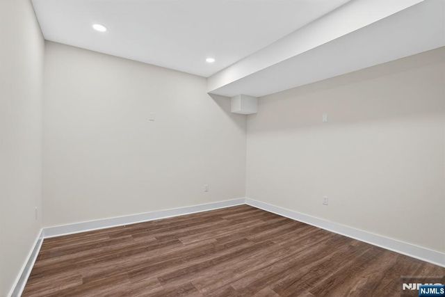 81 Ridge Drive, Livingston, NJ 07039