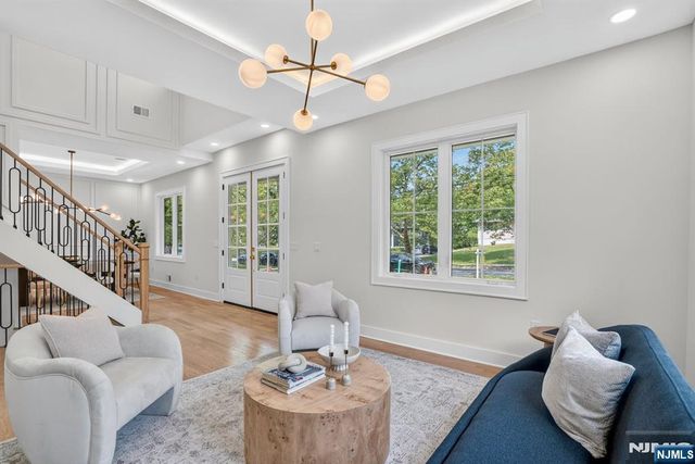 81 Ridge Drive, Livingston, NJ 07039