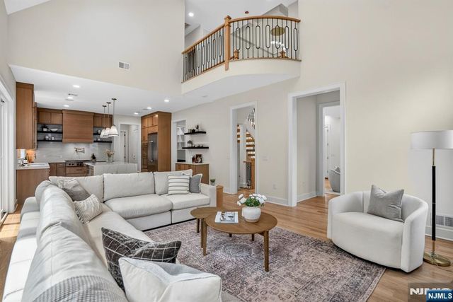 81 Ridge Drive, Livingston, NJ 07039