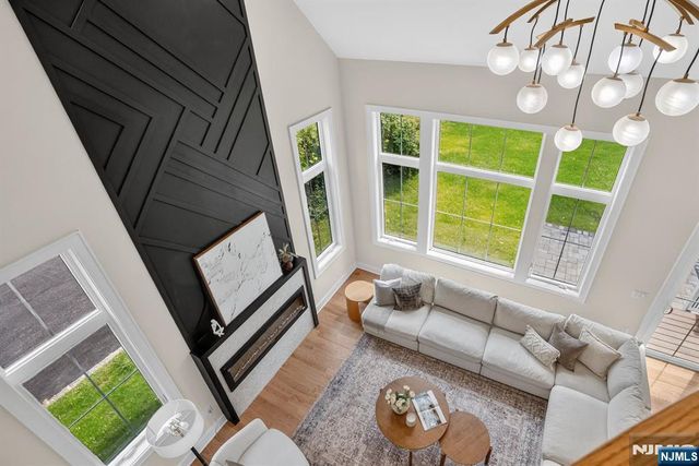 81 Ridge Drive, Livingston, NJ 07039