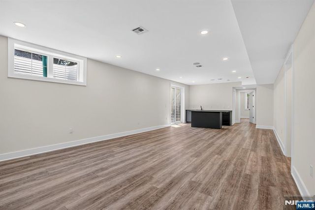 81 Ridge Drive, Livingston, NJ 07039