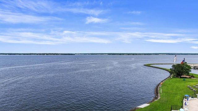 13633 Hidden Valley Drive, Montgomery, TX 77356