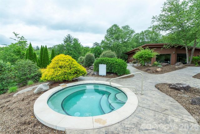 2391 French Broad Parkway 34, Marshall, NC 28753