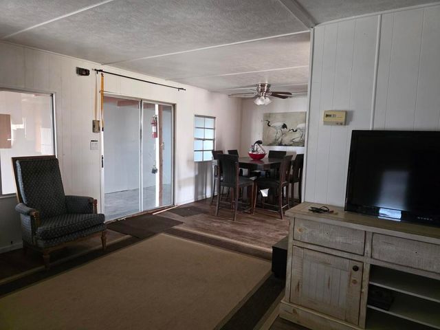 9588 Avenue H, Bombay Beach, CA 92257