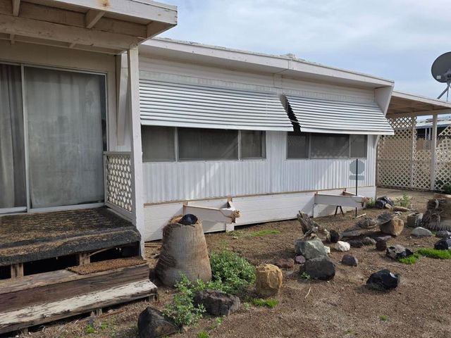 9588 Avenue H, Bombay Beach, CA 92257
