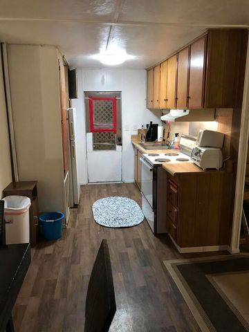 9588 Avenue H, Bombay Beach, CA 92257