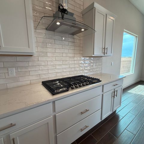 2451 Marble Avenue NE, Rio Rancho, NM 87144