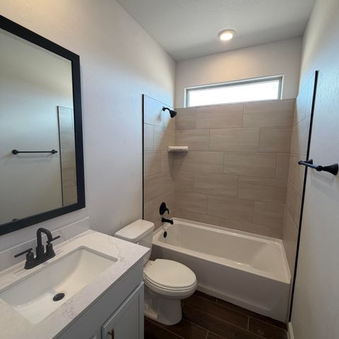2451 Marble Avenue NE, Rio Rancho, NM 87144