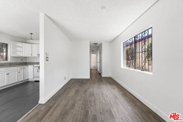 11477 Amboy Avenue, San Fernando, CA 91340