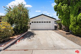 11477 Amboy Avenue, San Fernando, CA 91340