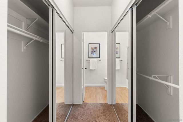 2250 Camino de la Reina 202, San Diego, CA 92108