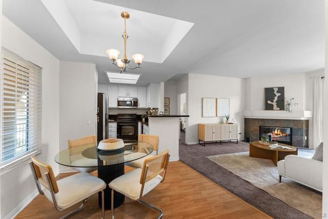 2250 Camino de la Reina 202, San Diego, CA 92108