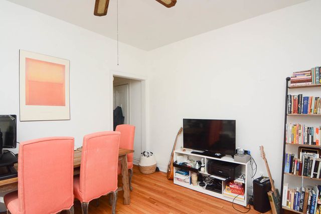 1933 W Crystal Street 2A, Chicago, IL 60622