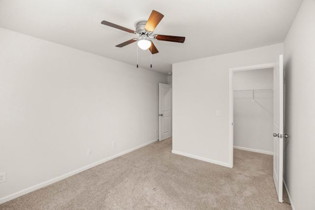 2444 Salem Creek Ct, Murfreesboro, TN 37128