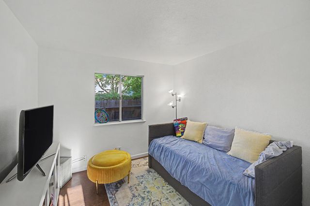 201 Bowden Ct, Roseville, CA 95747