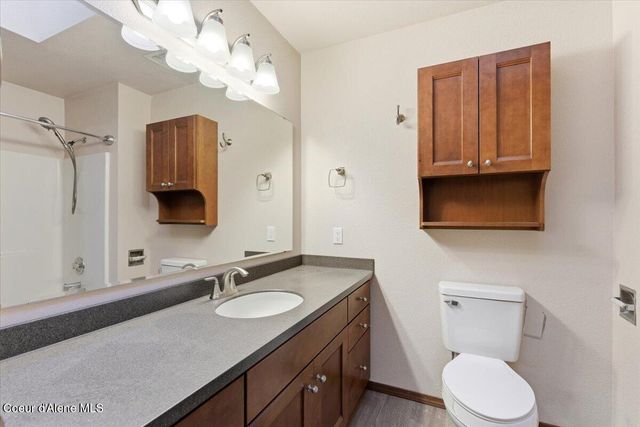 5118 N Pinegrove Drive, Coeur D'alene, ID 83815