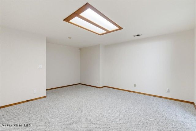 5118 N Pinegrove Drive, Coeur D'alene, ID 83815